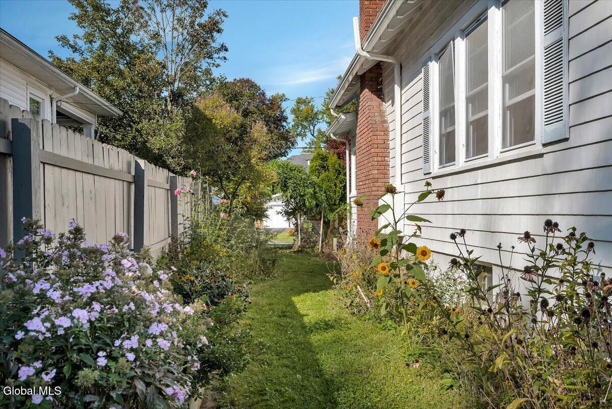 62 Mt Pleasant Avenue Troy NY 12180