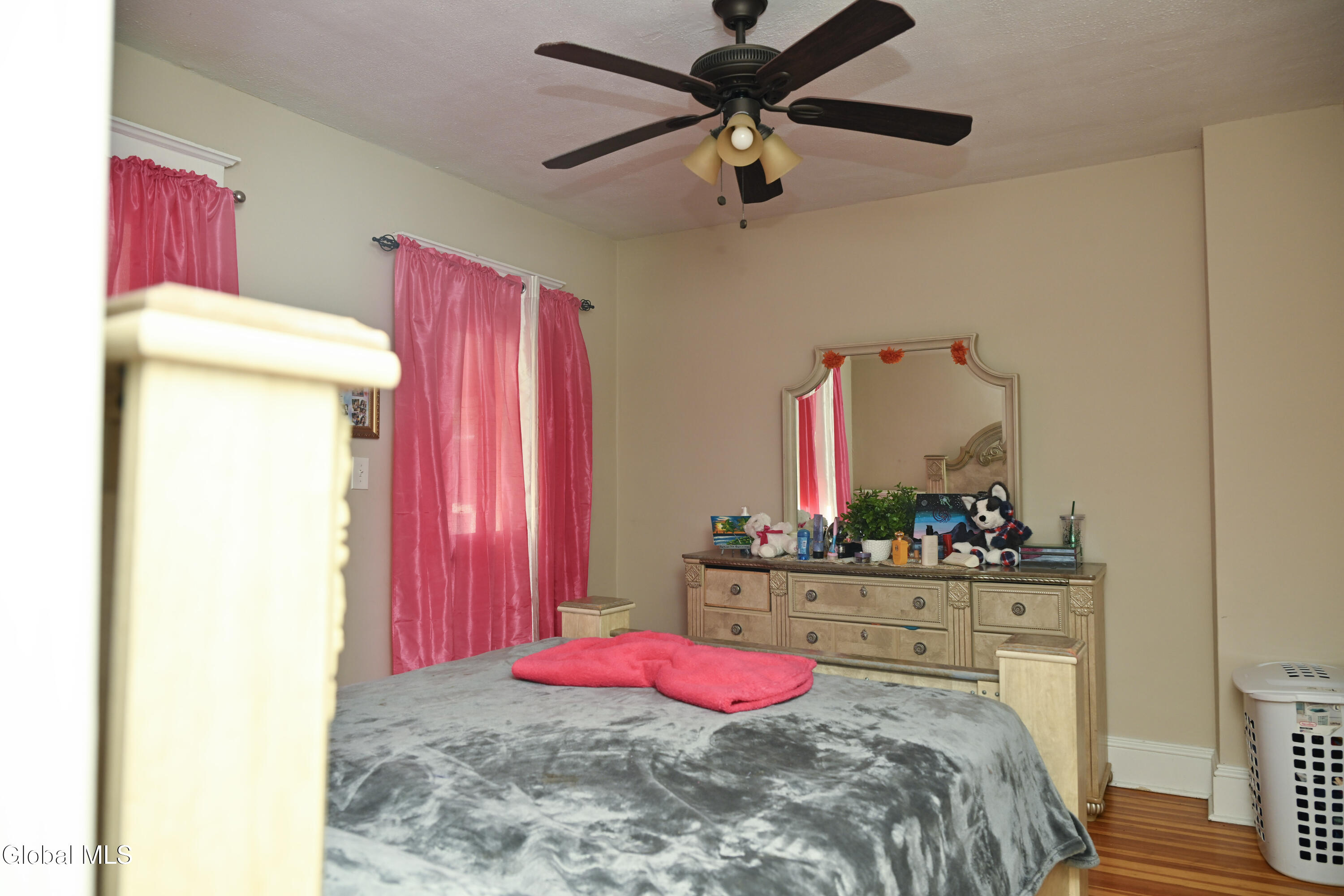909 Woodland Avenue Schenectady NY 12309