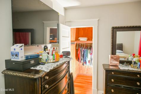 909 Woodland Avenue Schenectady NY 12309