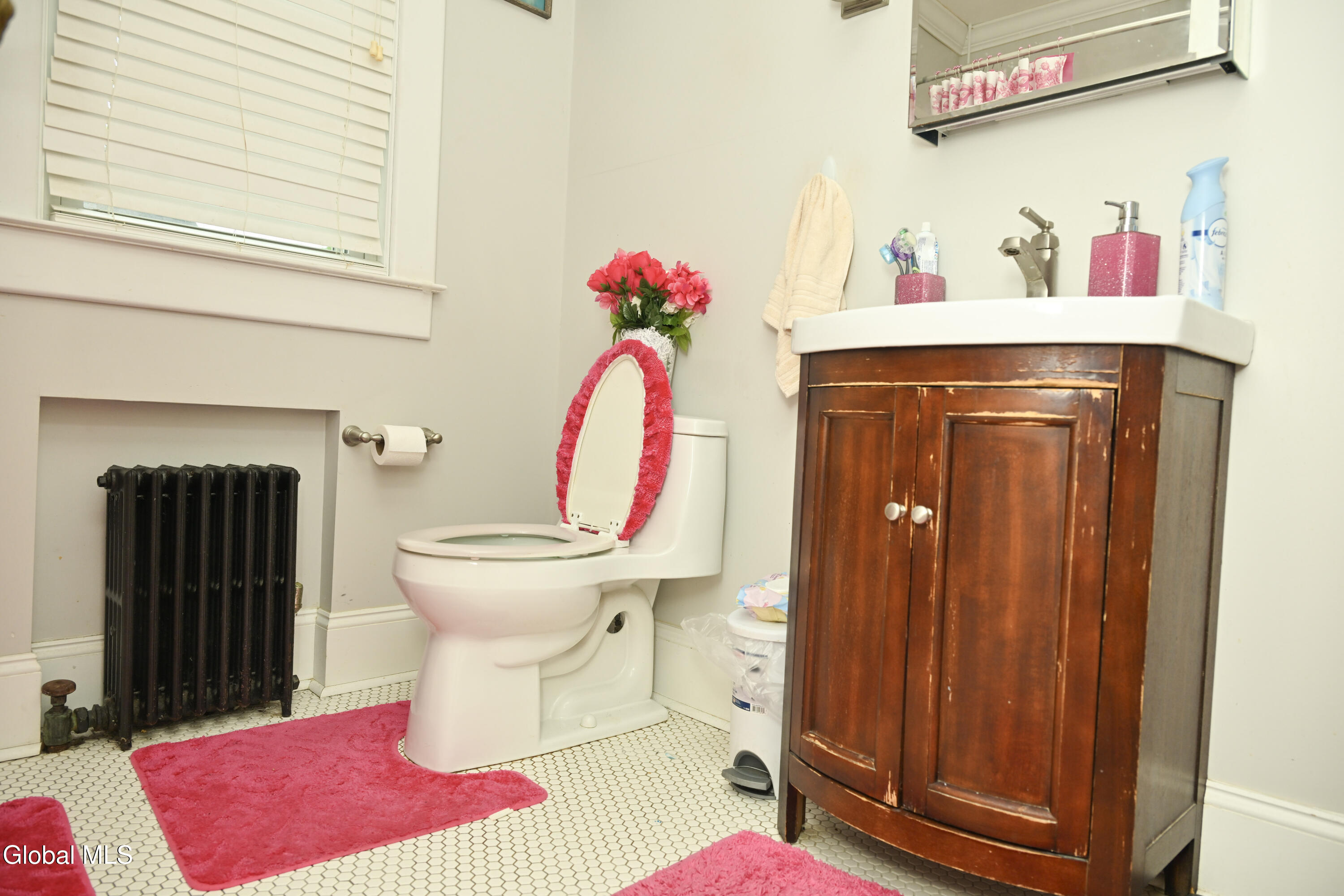 909 Woodland Avenue Schenectady NY 12309