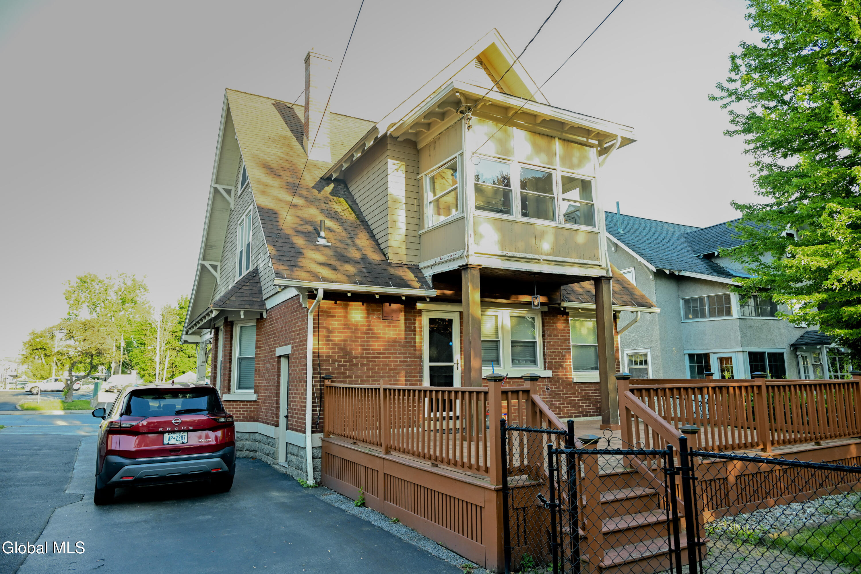 909 Woodland Avenue Schenectady NY 12309