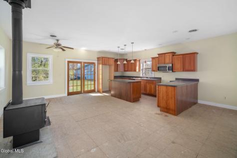 149 Langley Road Amsterdam NY 12010