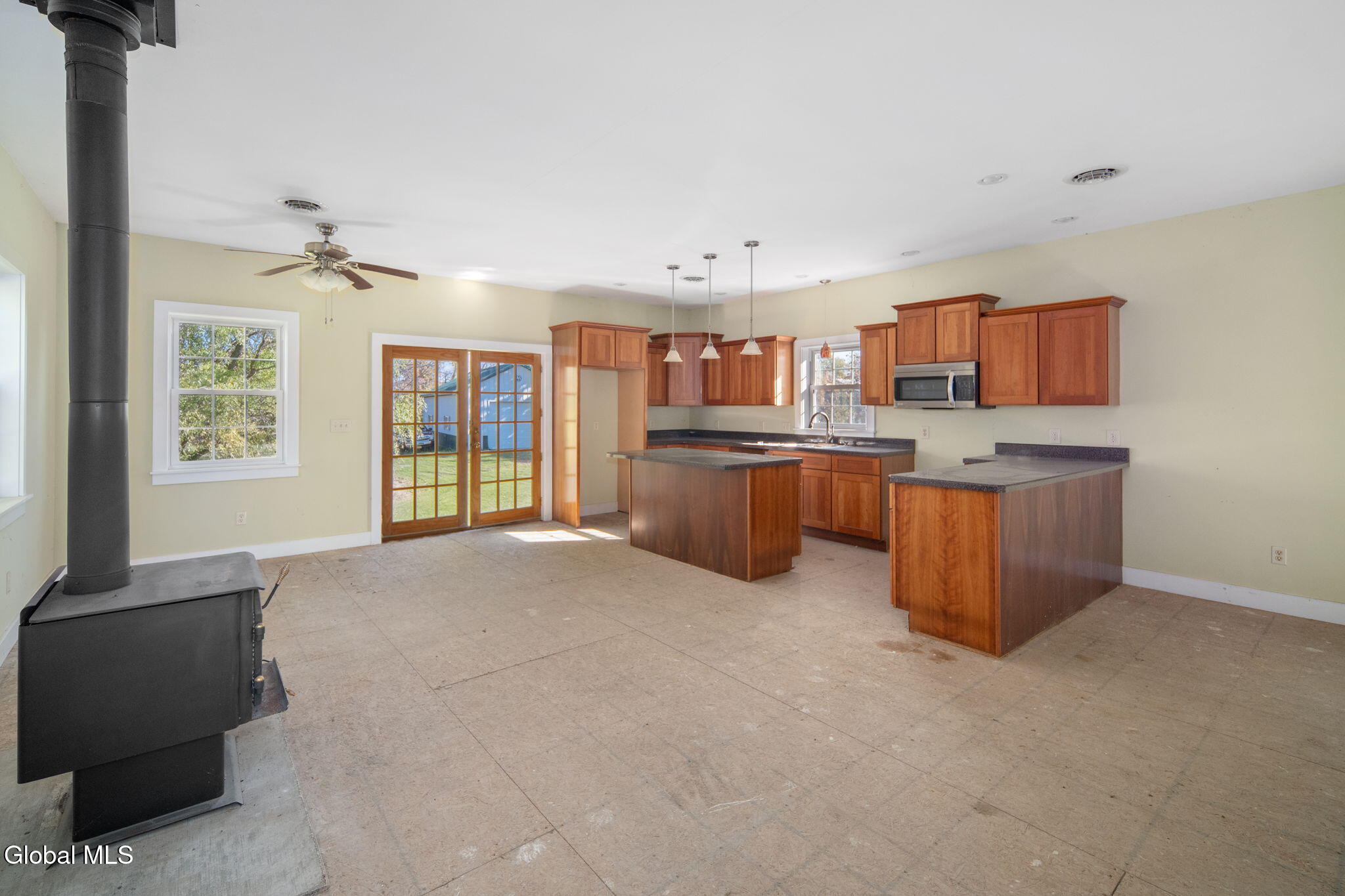 149 Langley Road Amsterdam NY 12010