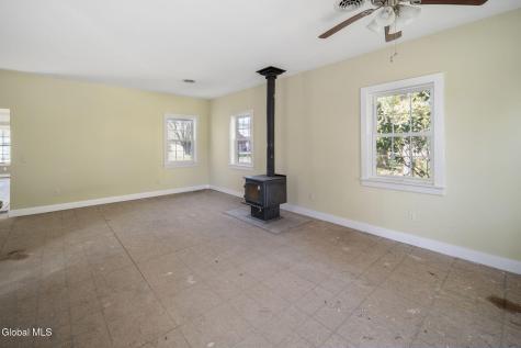 149 Langley Road Amsterdam NY 12010
