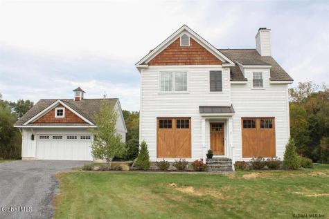 26 Saratoga Farm Road Malta NY 12020
