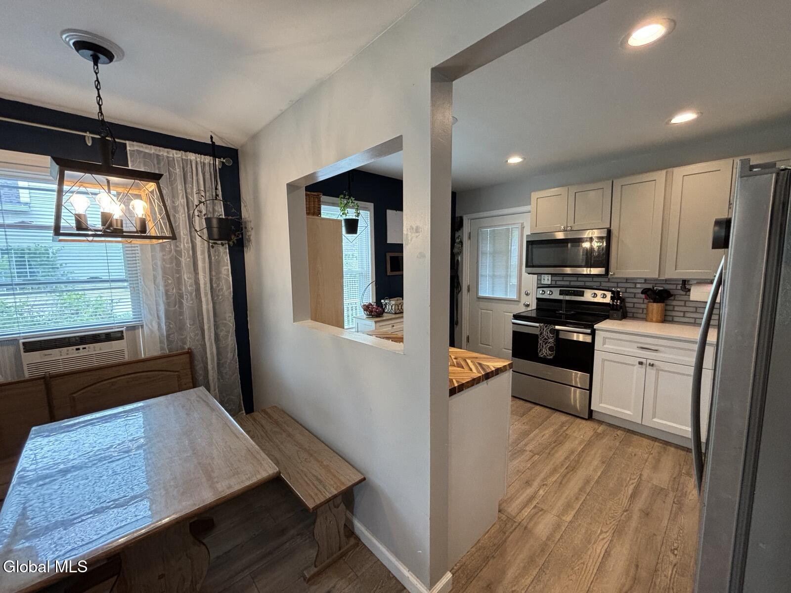 74 Macarthur Drive Schenectady NY 12302