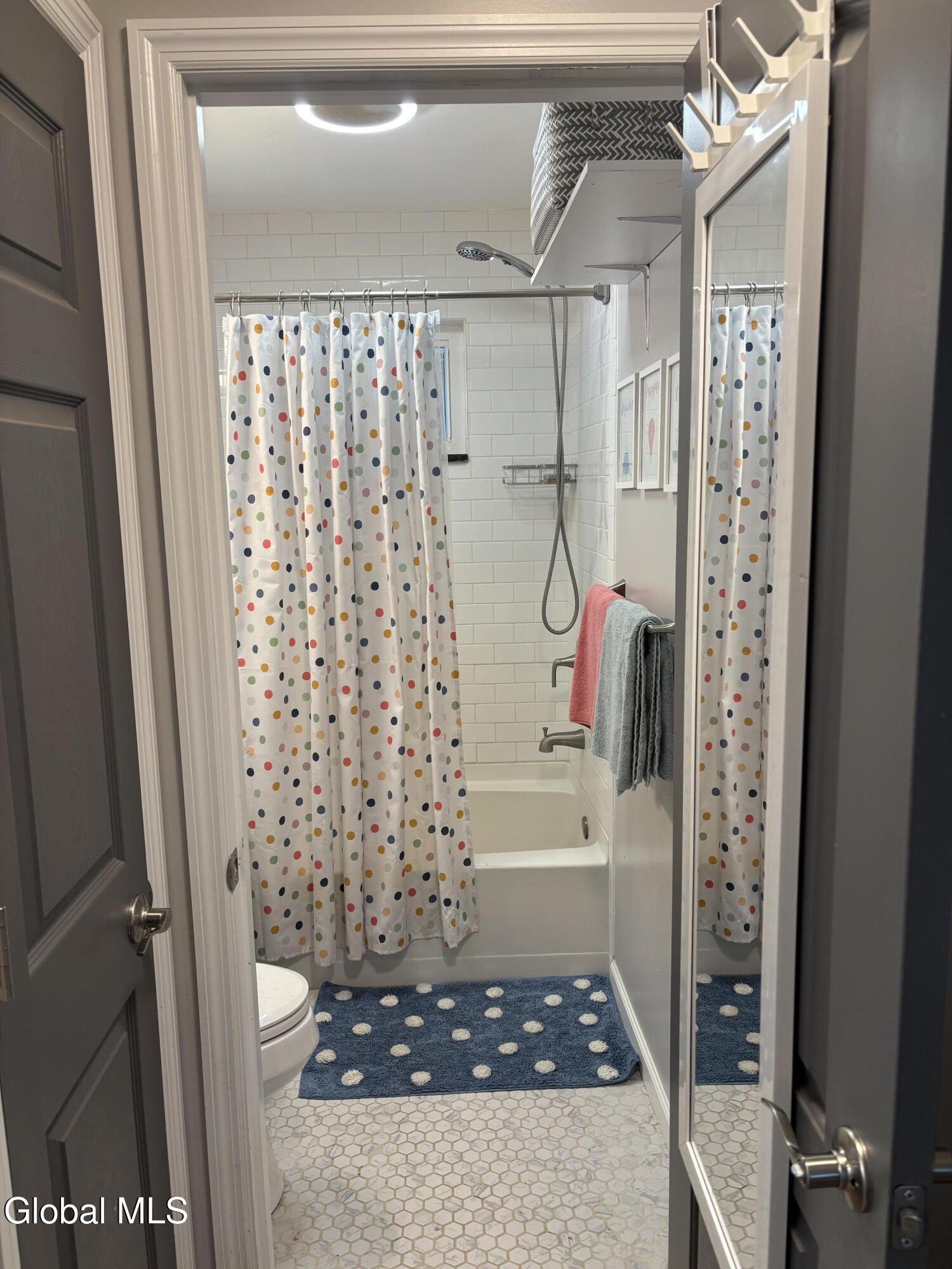 74 Macarthur Drive Schenectady NY 12302