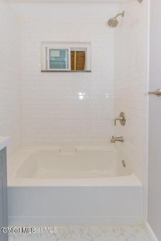 74 Macarthur Drive Schenectady NY 12302