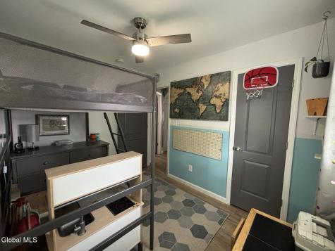74 Macarthur Drive Schenectady NY 12302