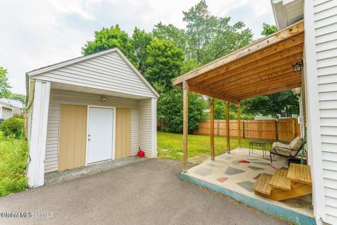 74 Macarthur Drive Schenectady NY 12302