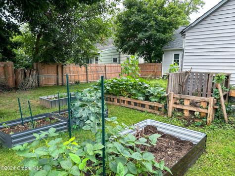 74 Macarthur Drive Schenectady NY 12302