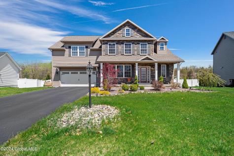 105 Balsam Way Clifton Park NY 12065