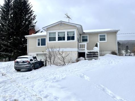 693 Ny-10 Jefferson NY 12093