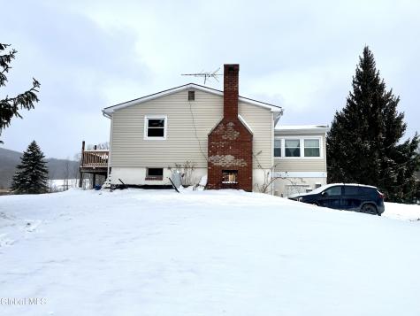 693 Ny-10 Jefferson NY 12093