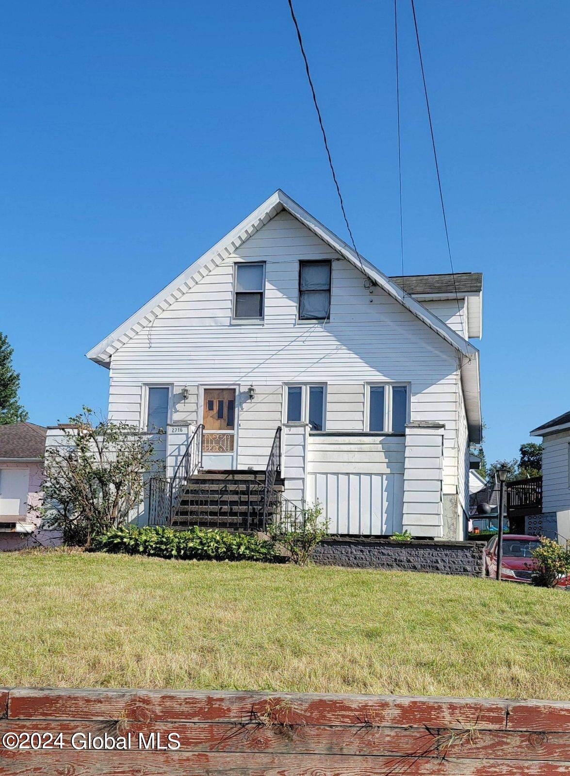 2716 Broadway Schenectady NY 12306