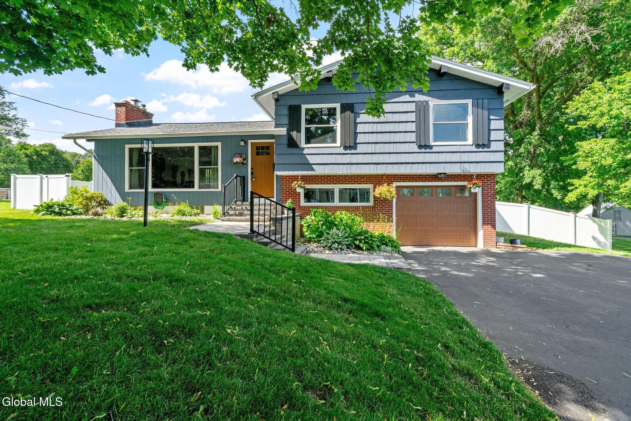 21 Jane Drive Glenville NY 12302