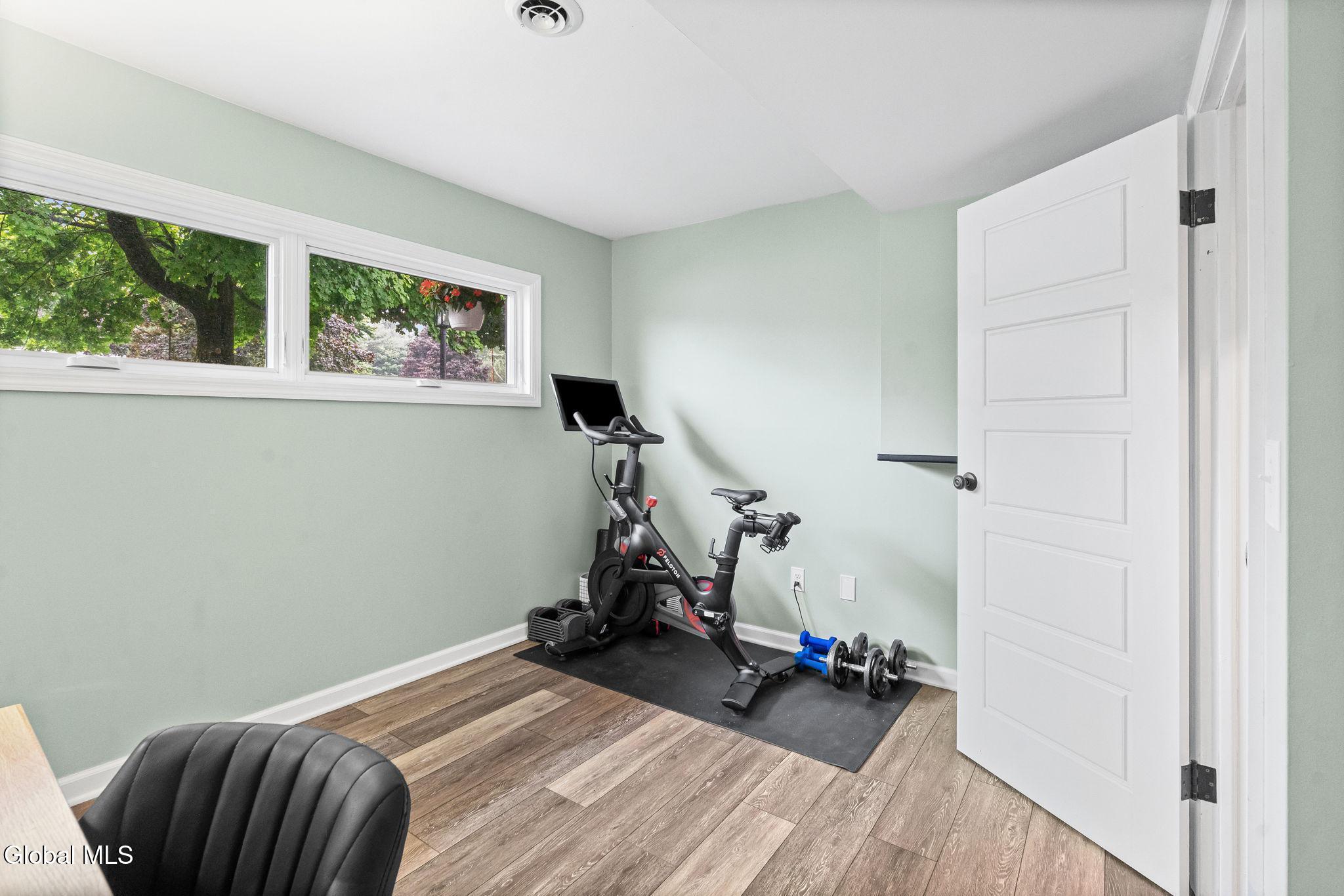 21 Jane Drive Glenville NY 12302