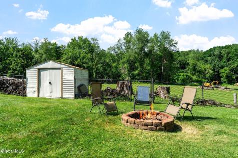21 Jane Drive Glenville NY 12302