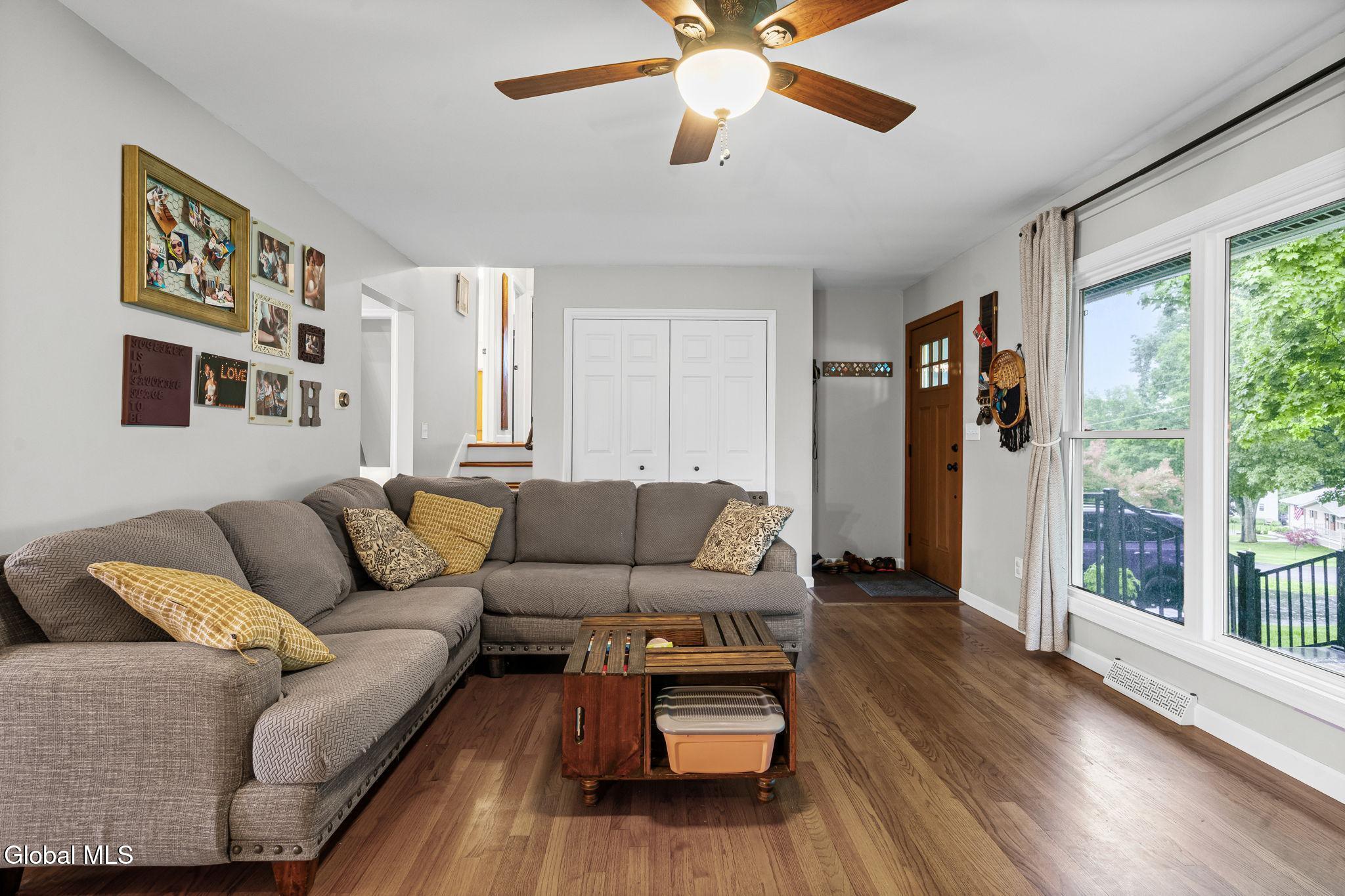 21 Jane Drive Glenville NY 12302