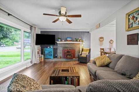 21 Jane Drive Glenville NY 12302