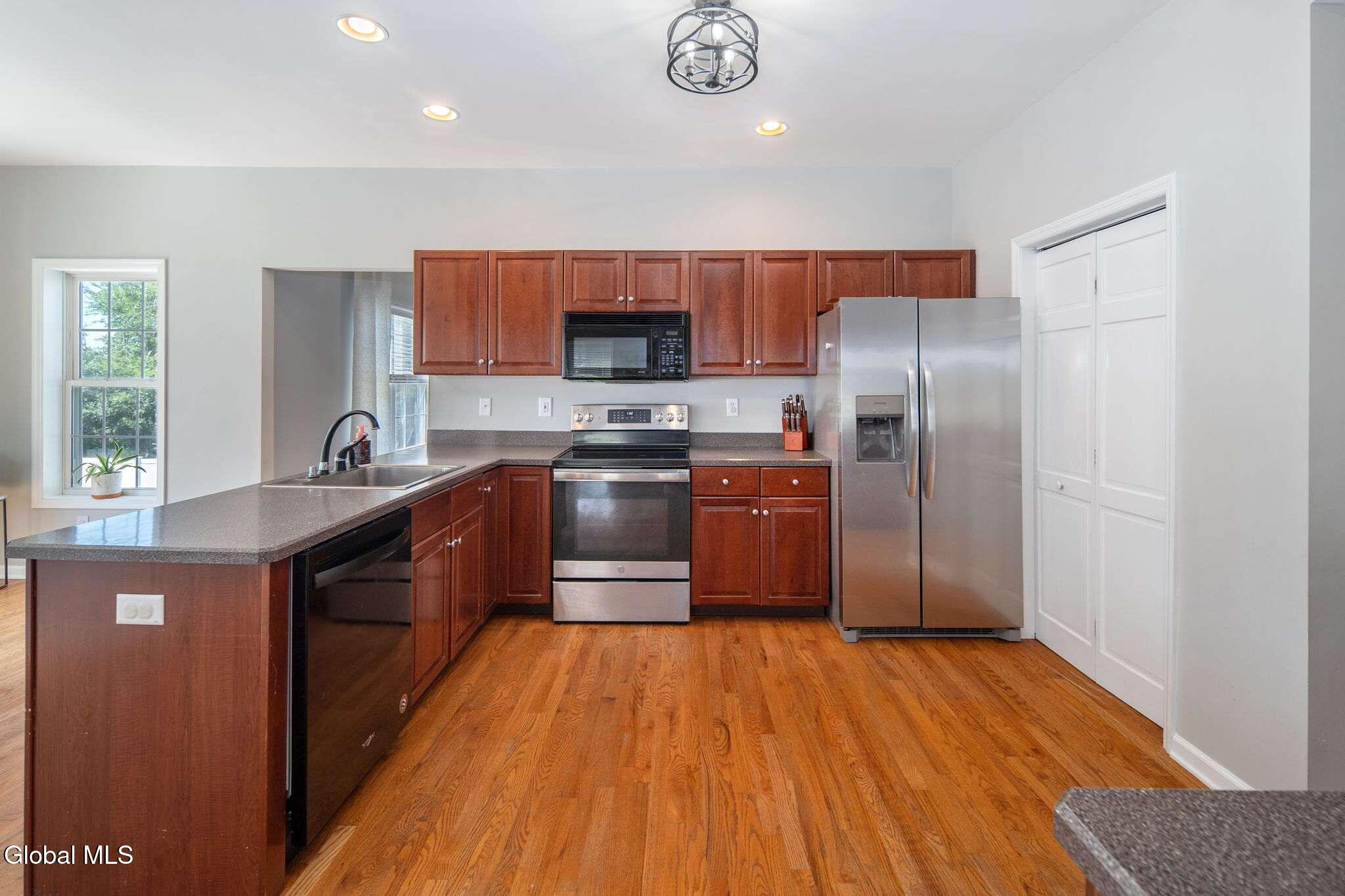 6 Mallard Drive Rexford NY 12148