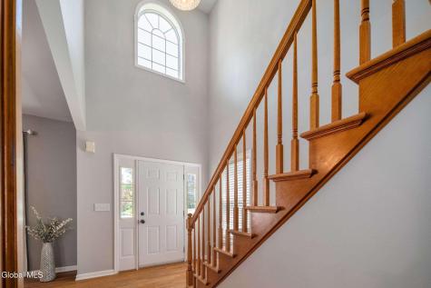 6 Mallard Drive Rexford NY 12148