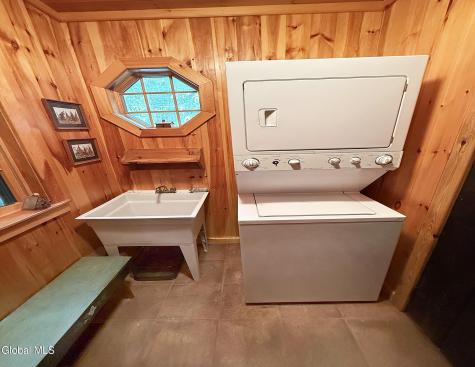 63 Chuckwagon Trail Lake Luzerne NY 12846
