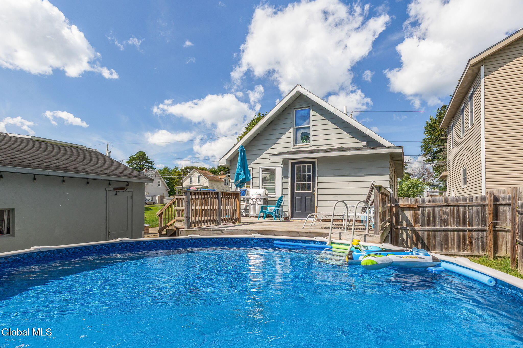 2206 William Street Schenectady NY 12306