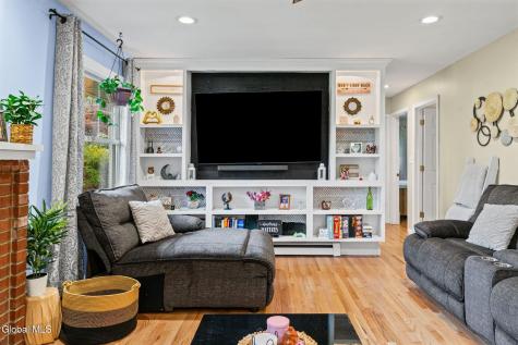 19 Sylvan Lane Troy NY 12180