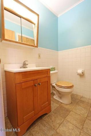 42 King Street Warrensburg NY 12885