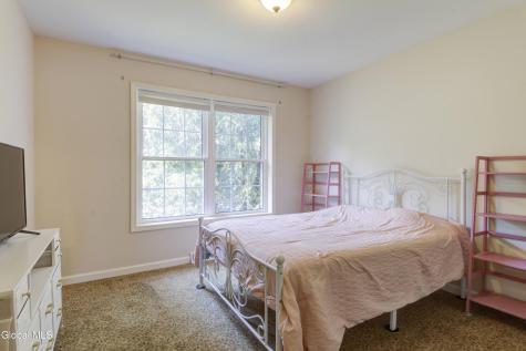 2419 Jaffrey Street Niskayuna NY 12309