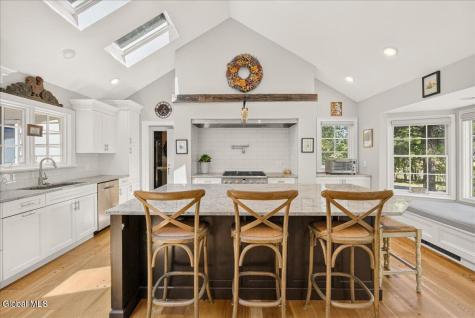 1916 E Country Club Drive Niskayuna NY 12309