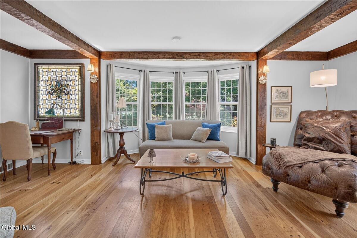 1916 E Country Club Drive Niskayuna NY 12309