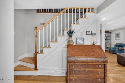 1916 E Country Club Drive Niskayuna NY 12309