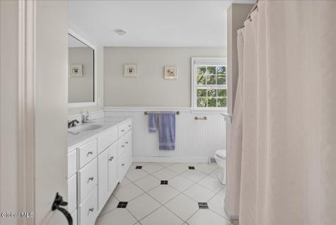 1916 E Country Club Drive Niskayuna NY 12309