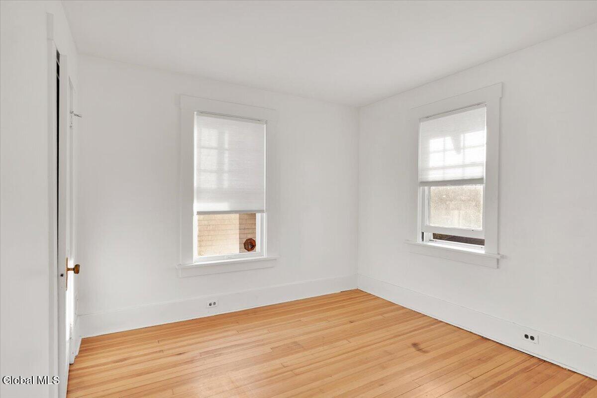 1095 Regent Street Niskayuna NY 12309