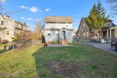 1095 Regent Street Niskayuna NY 12309