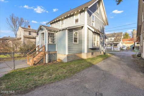 1095 Regent Street Niskayuna NY 12309