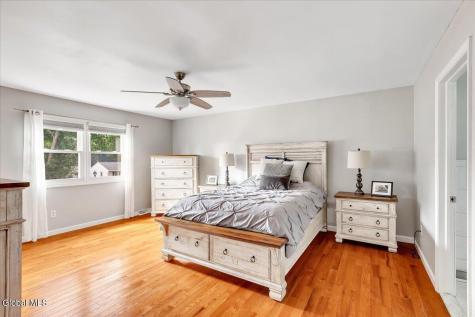 25 Concord Drive Niskayuna NY 12309