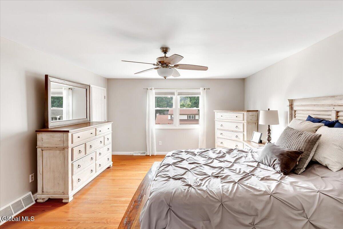 25 Concord Drive Niskayuna NY 12309