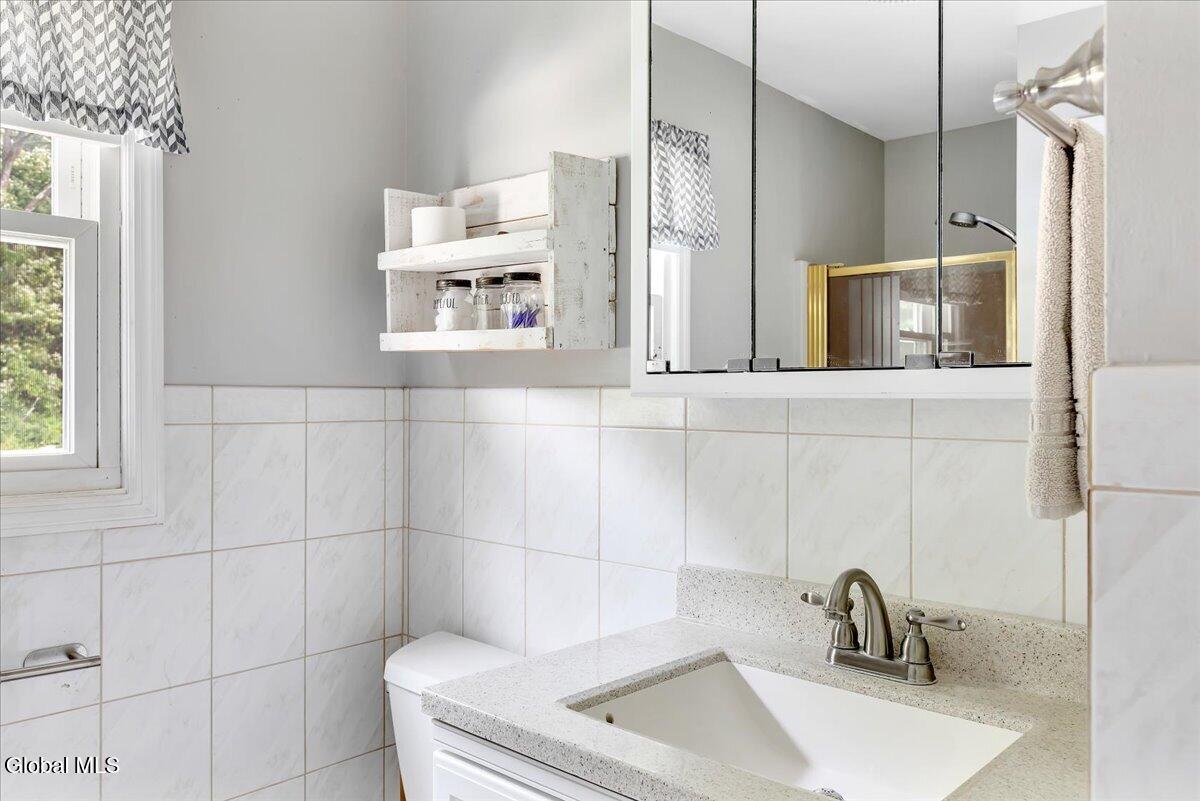 25 Concord Drive Niskayuna NY 12309