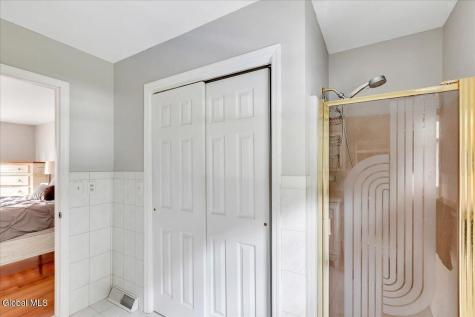 25 Concord Drive Niskayuna NY 12309
