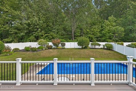 25 Concord Drive Niskayuna NY 12309