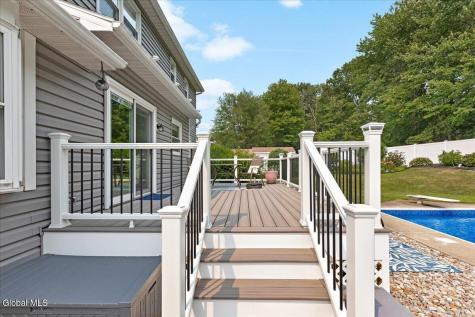 25 Concord Drive Niskayuna NY 12309