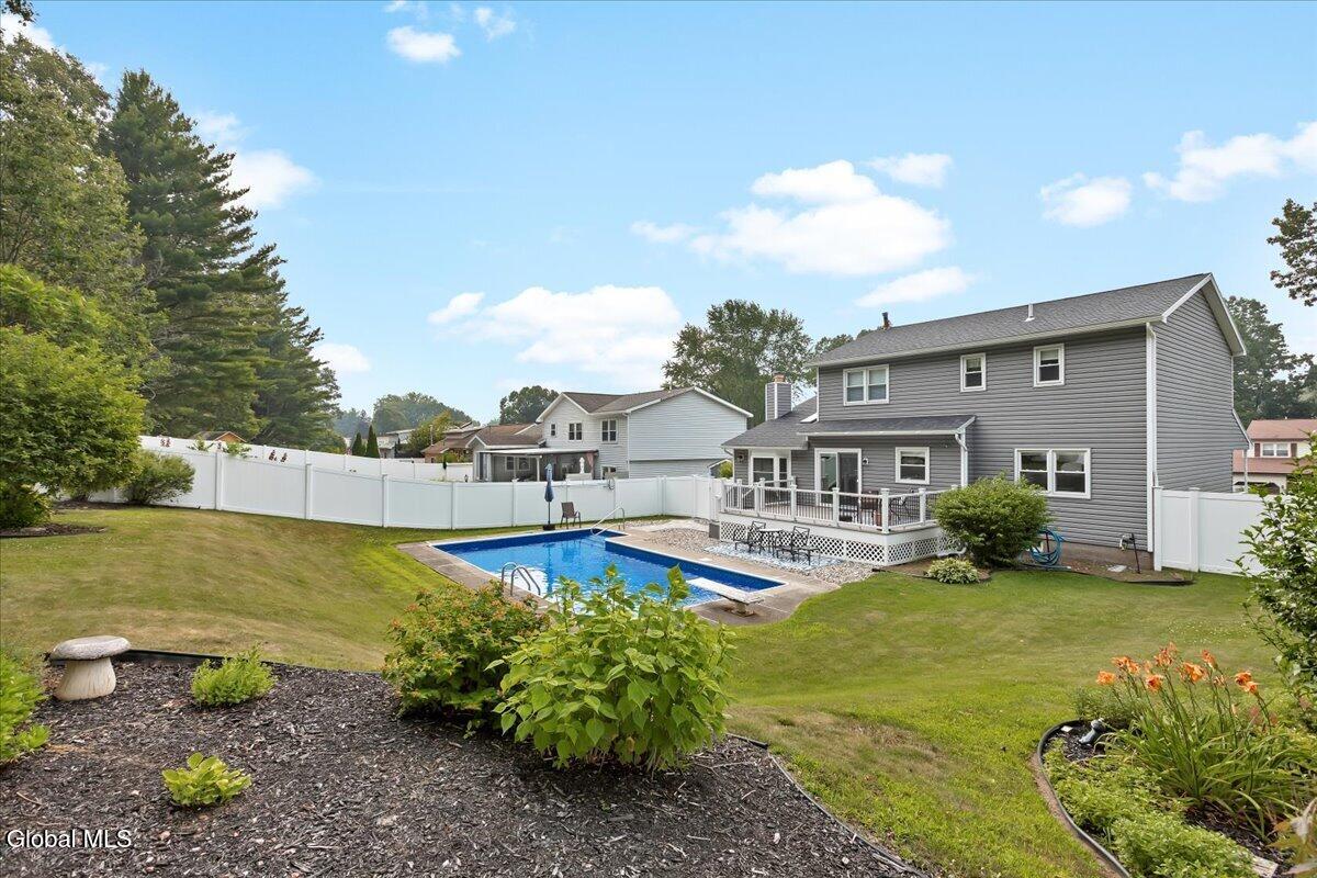 25 Concord Drive Niskayuna NY 12309