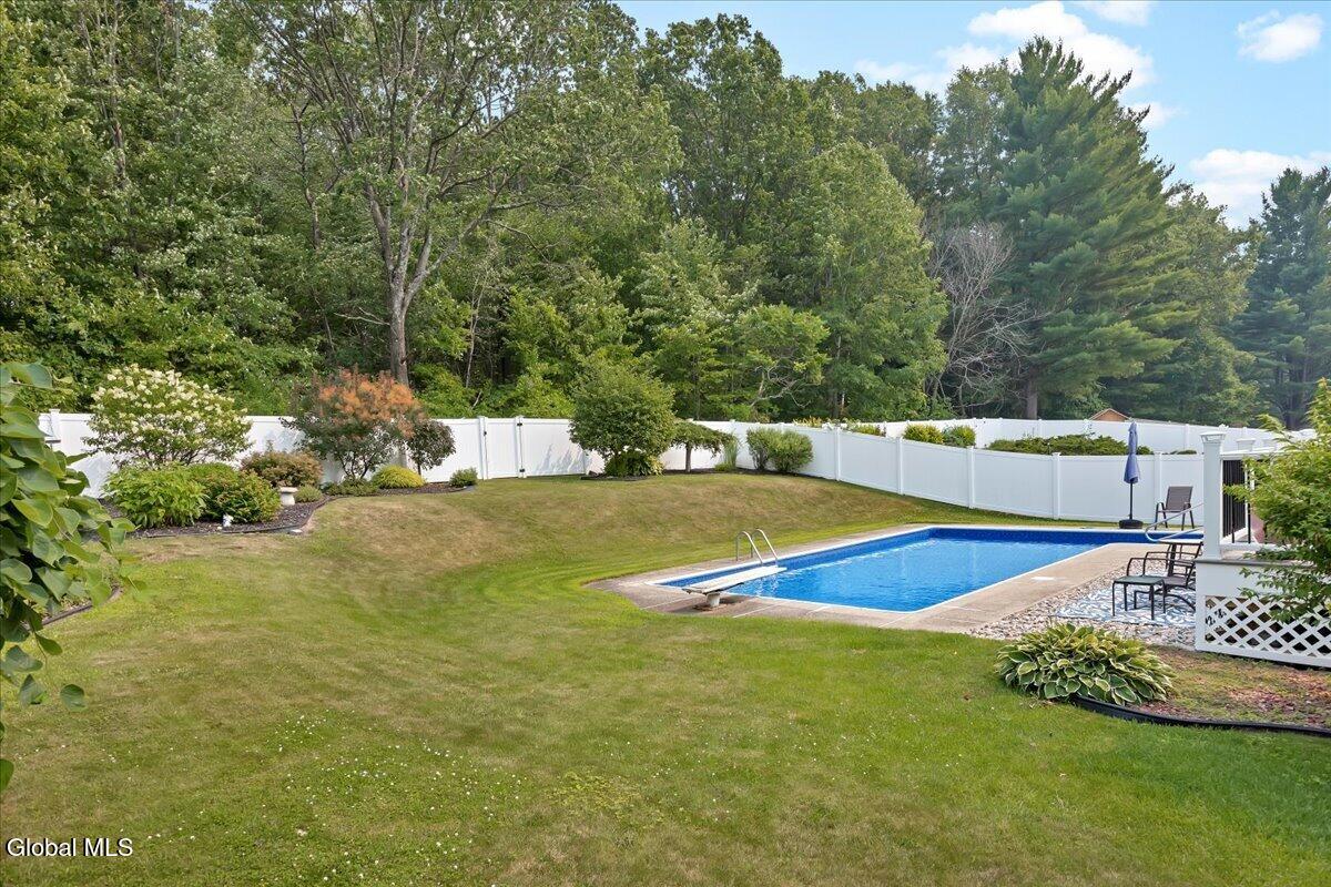 25 Concord Drive Niskayuna NY 12309
