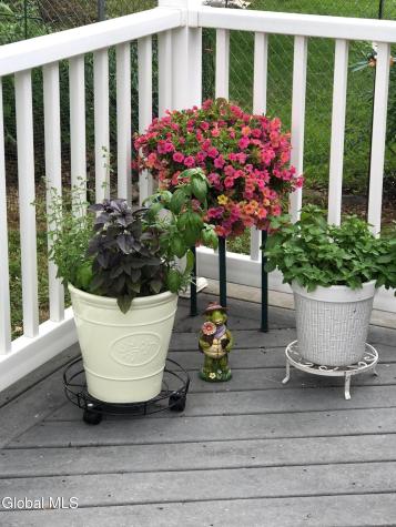 1535 Myron Street Niskayuna NY 12309