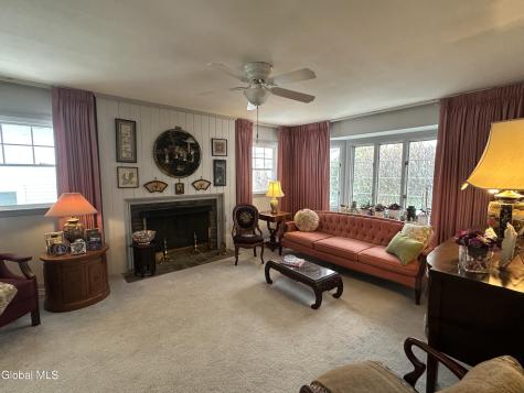 1535 Myron Street Niskayuna NY 12309