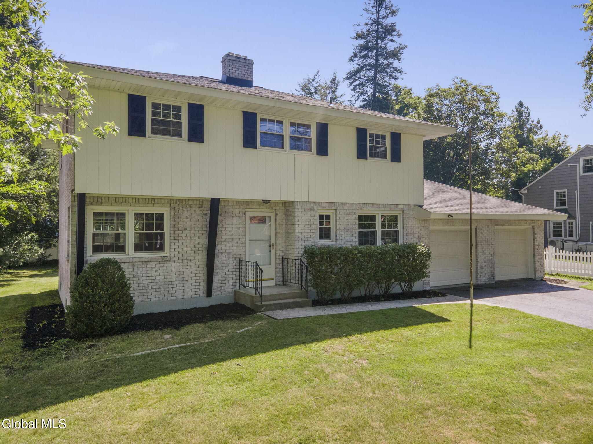 5 Salisbury Road Delmar NY 12054