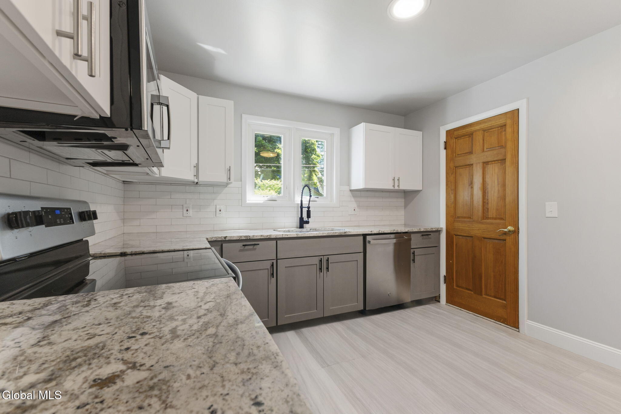 5 Salisbury Road Delmar NY 12054